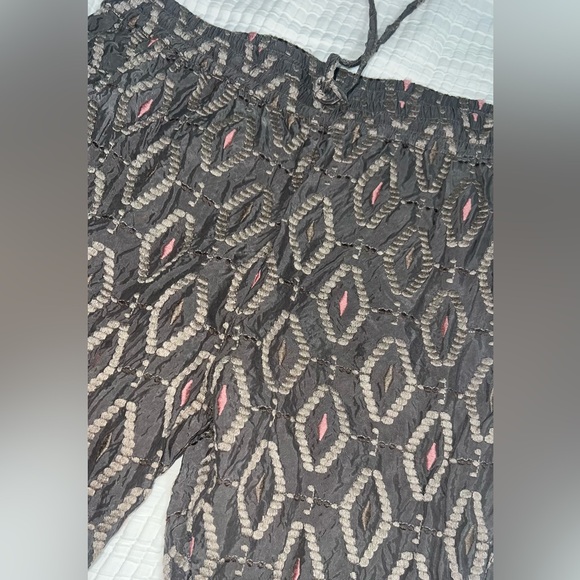 Johnny Was Women’s Diamond All Over Embroidered Pant In Dusty Mountain - Size M - Picture 2 of 9